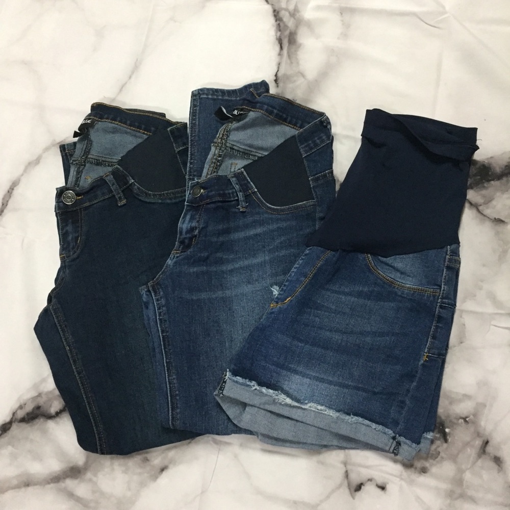 Maternity clothes